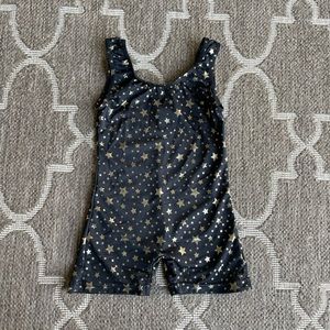 Girls gymnastics leotard size 110 (fits like a 3 IMO)